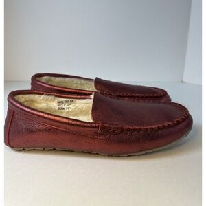 Clarks Leather Moccasin Slippers Faux Fur Lined Men's Size 9 Metallic Red
